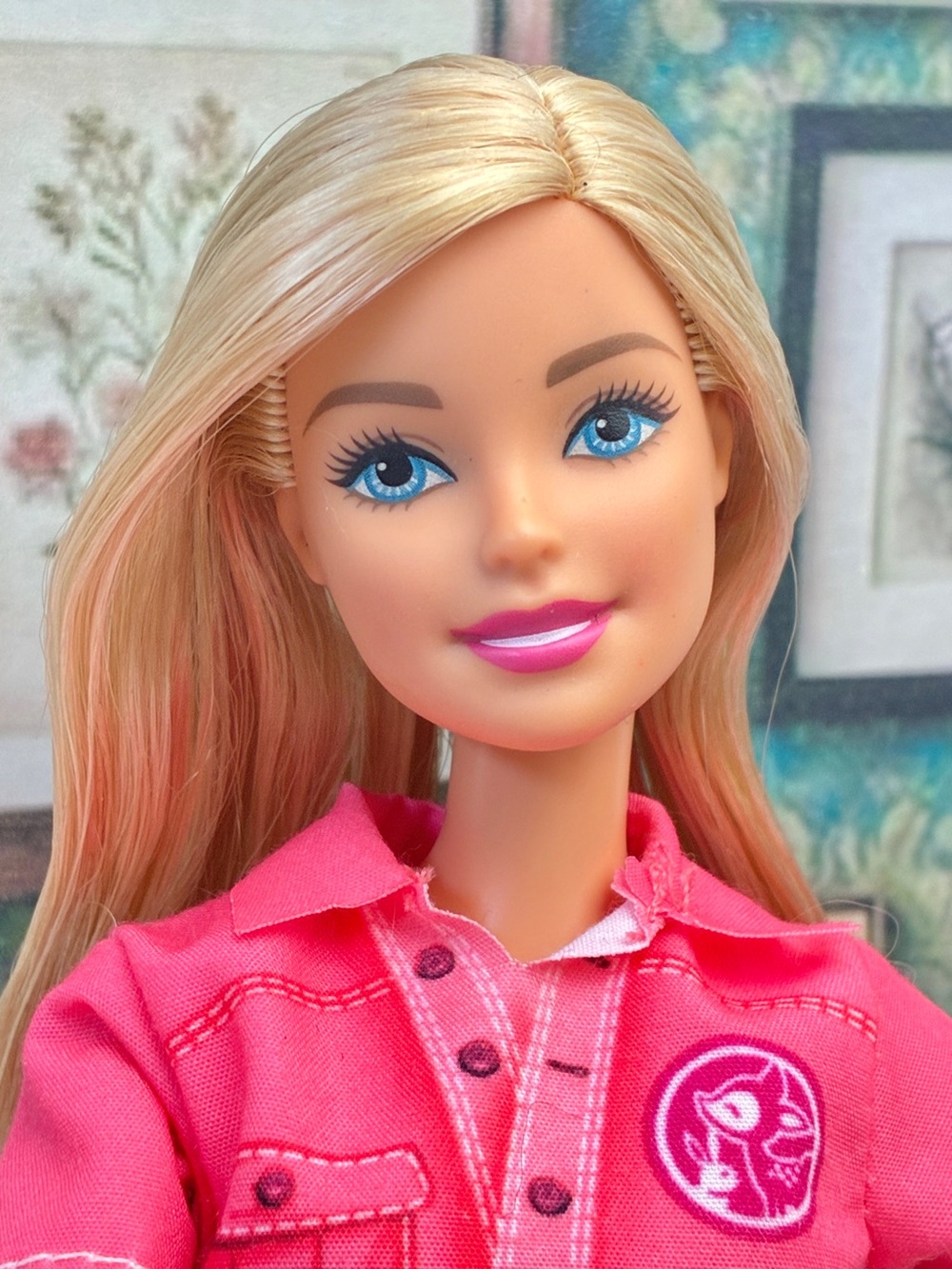 Barbie Doll Animal Rescuer Mattel 2018 - Blonde Blue Eyes Millie Face
